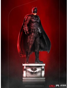 PiXELATOY - The Batman 1/10. Art Scale Statue 1/10. Marvel. Iron Studios 2